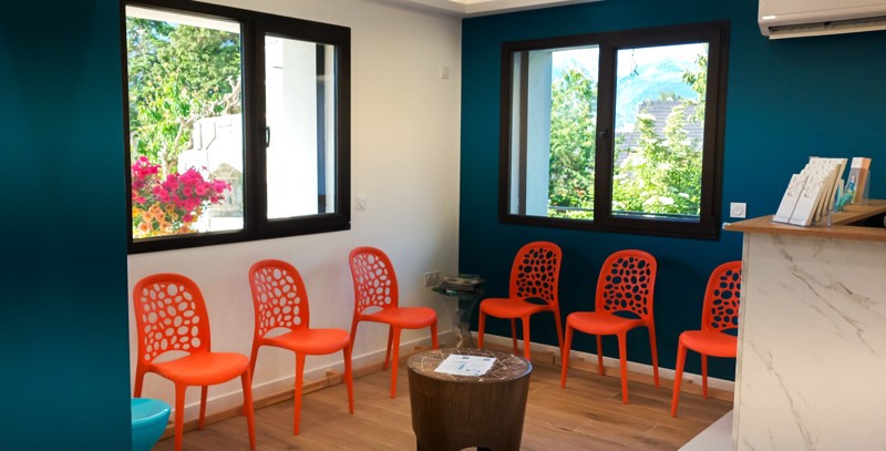 salle d'attente ortho5 cabinet d'orthodontie embrun